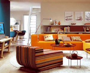 هماهنگی رنگ نارنجی با رنگ های روشن در طراحی داخلی